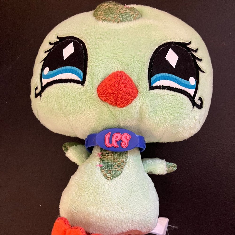 NWOT LPS stuffed Bird 6 in high